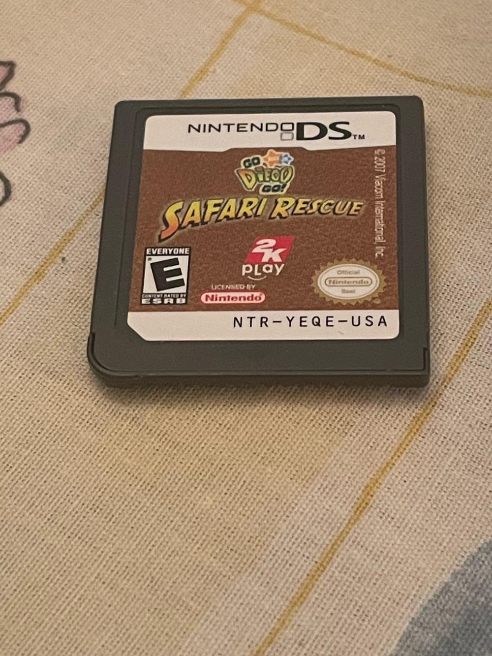 Nintendo DS Safari Rescue Game Cartridge - Brown and Black